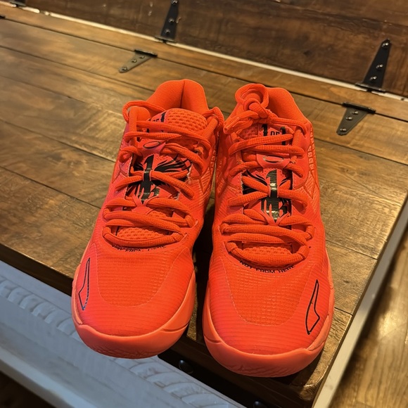 Great condition PUMA men’s sneakers no sign of wear and tear size men’s 7 - Picture 3 of 9